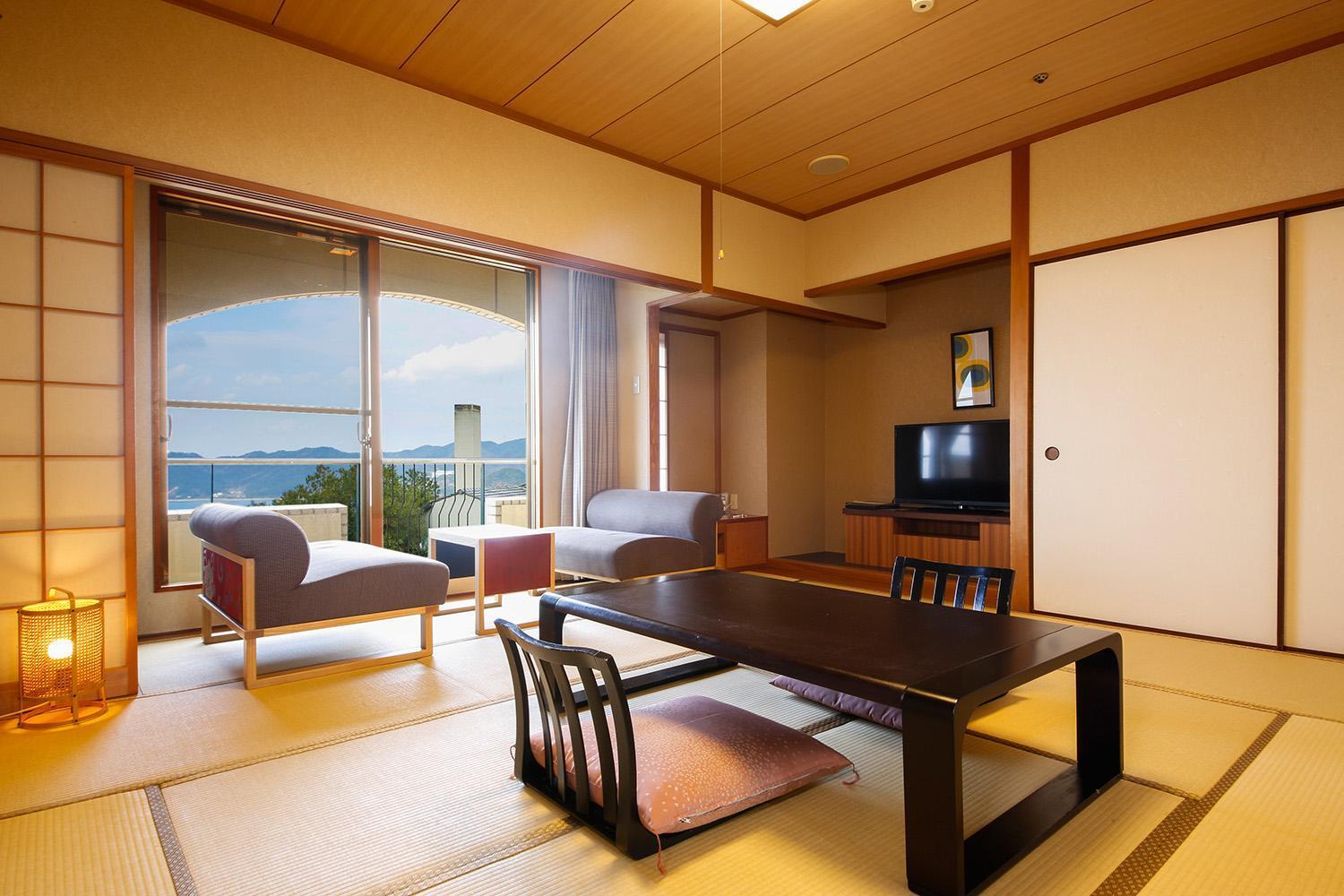 Plaza Awajishima Hotel Minamiawaji Buitenkant foto