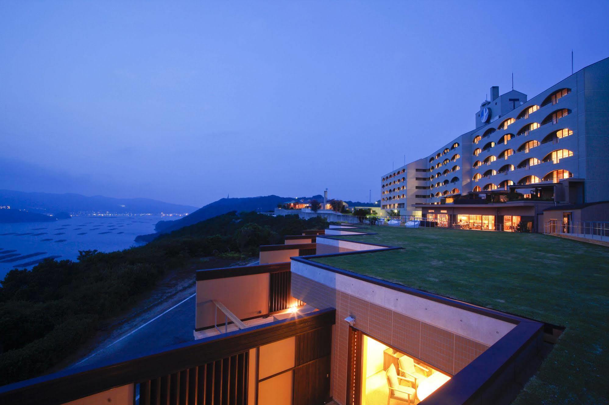 Plaza Awajishima Hotel Minamiawaji Buitenkant foto